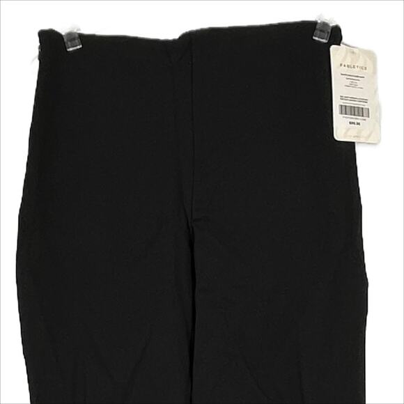 Fabletics High Rise Pointe Kick Flare Pant in Black Size Medium - Picture 2 of 8